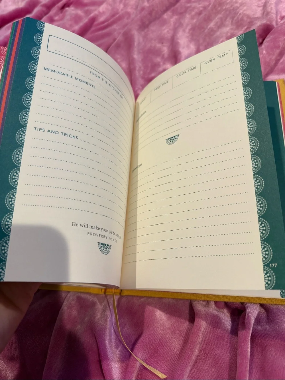 My Family Recipe Journal - Gold Keepsake Cookbook Organizer